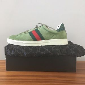 Gucci Sneakers green suede w/ crocodile  skin